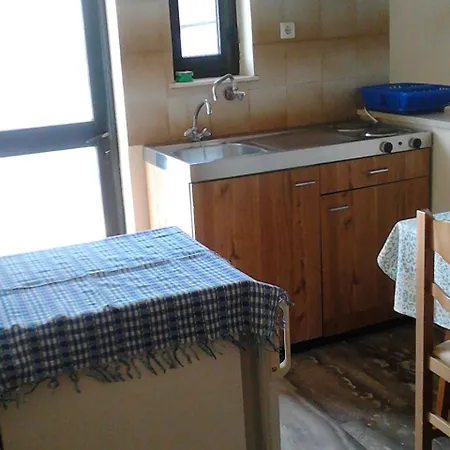 Mitrou Zacharias Apartamento *