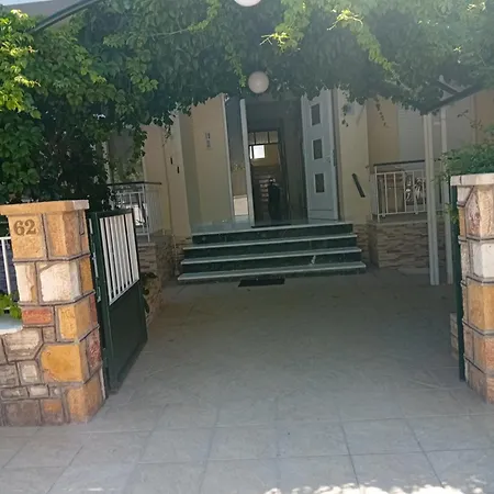 Mitrou Zacharias Apartamento